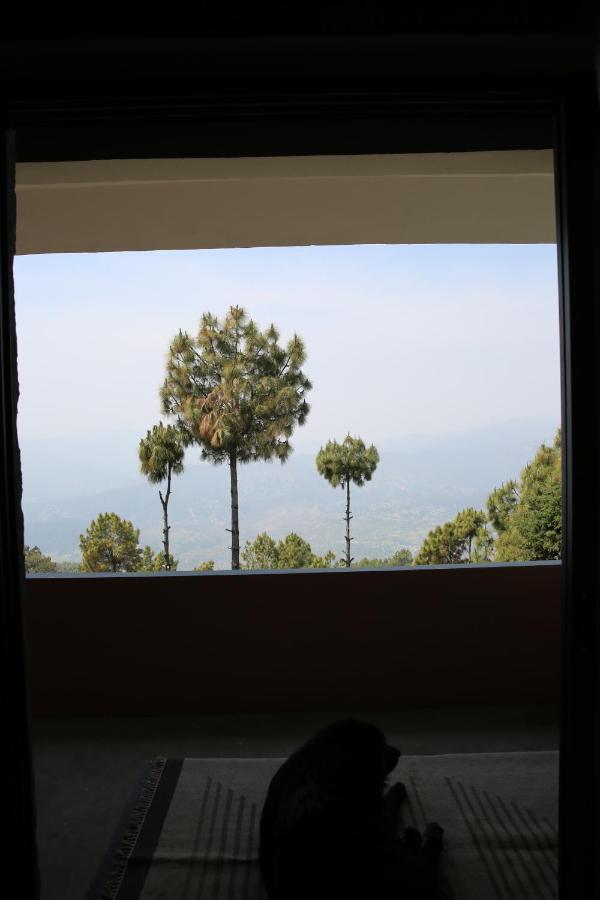 The Buransh Inn Almora Exterior foto