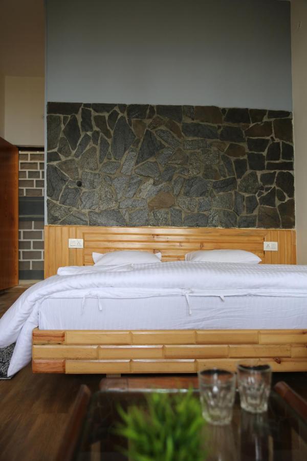 The Buransh Inn Almora Exterior foto