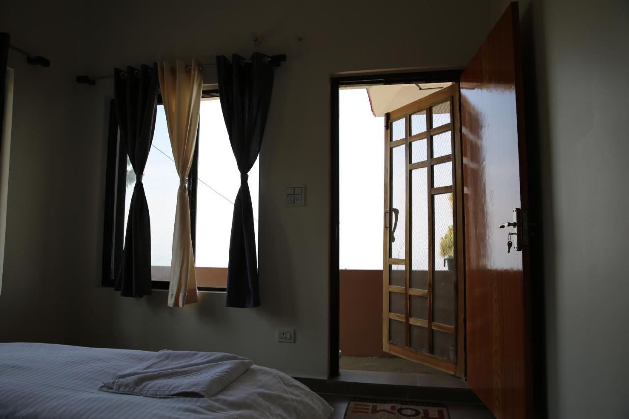 The Buransh Inn Almora Exterior foto