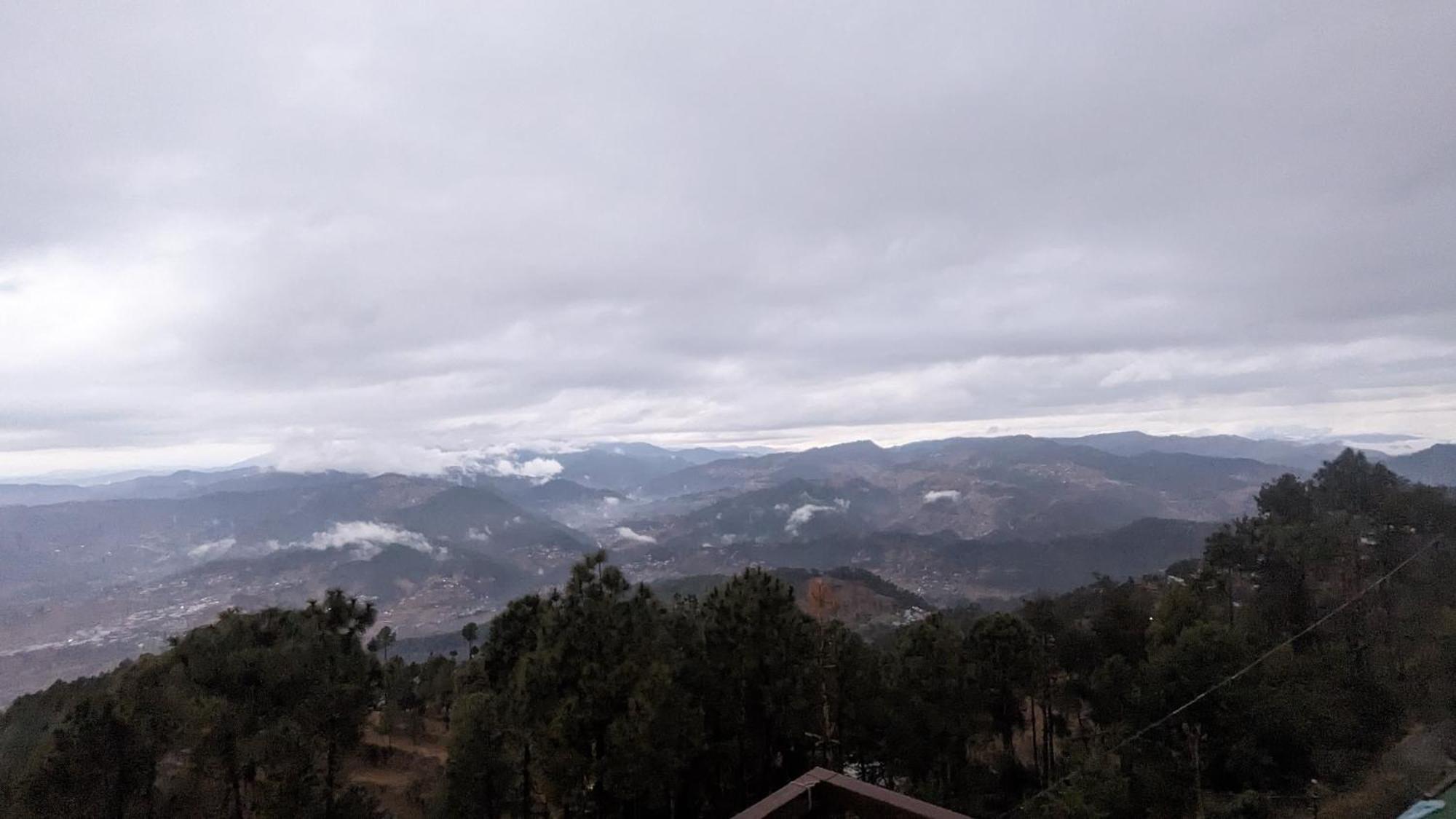 The Buransh Inn Almora Exterior foto