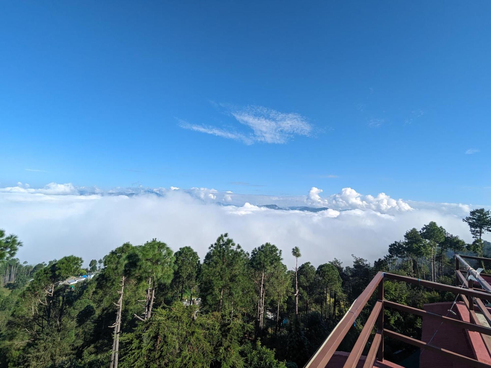 The Buransh Inn Almora Exterior foto